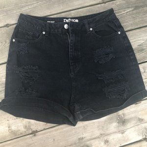 Mom short size 9